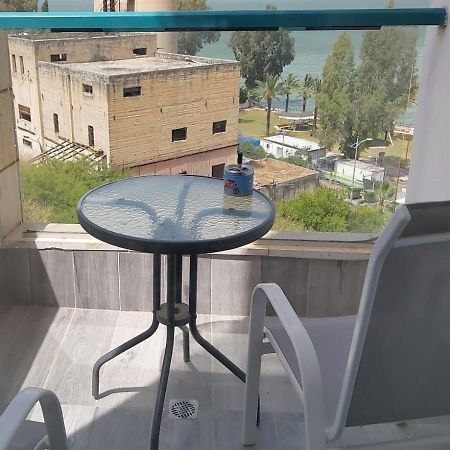 Rina Vacation Apartment Tiberias Exteriör bild