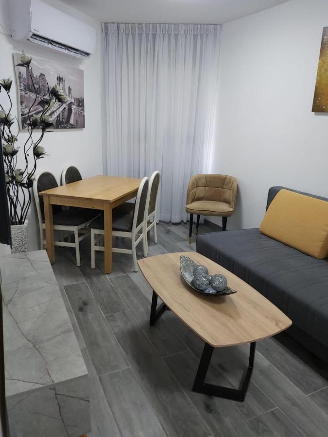 Rina Vacation Apartment Tiberias Exteriör bild