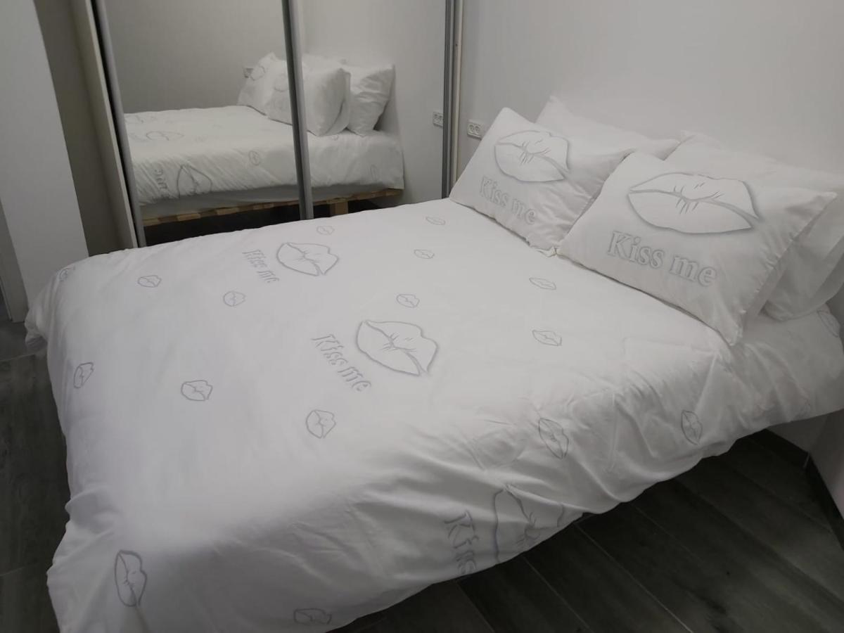 Rina Vacation Apartment Tiberias Exteriör bild