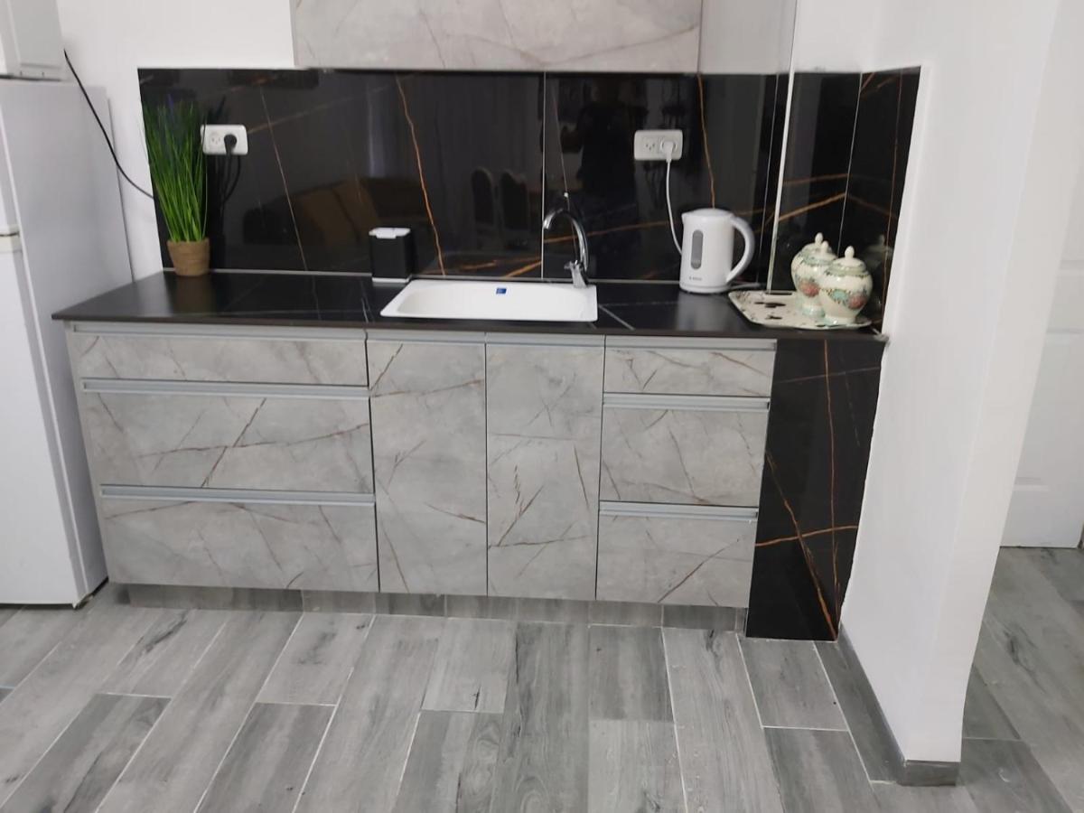 Rina Vacation Apartment Tiberias Exteriör bild