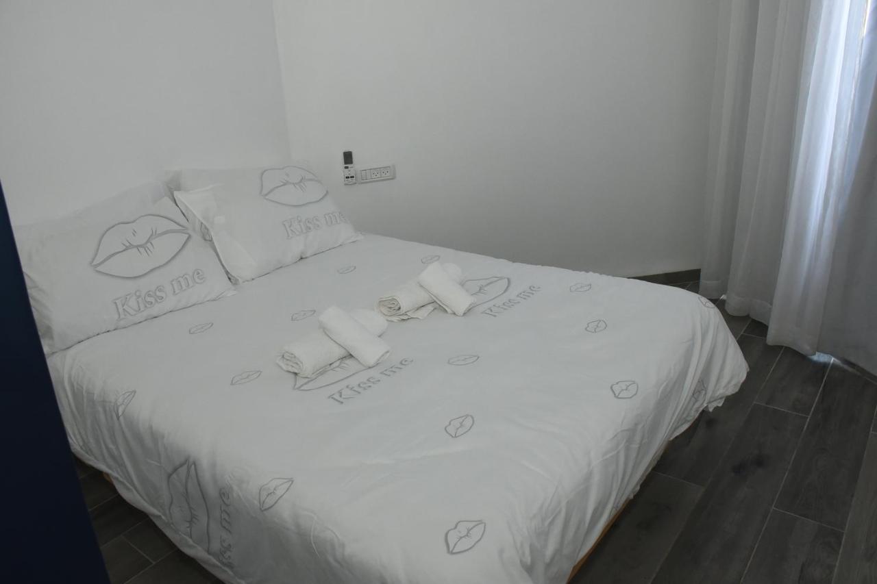 Rina Vacation Apartment Tiberias Exteriör bild