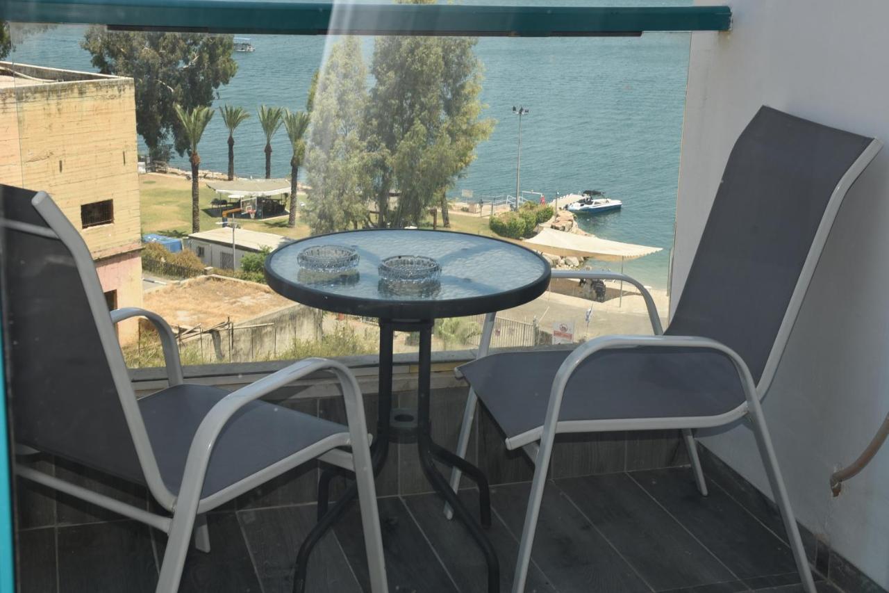 Rina Vacation Apartment Tiberias Exteriör bild