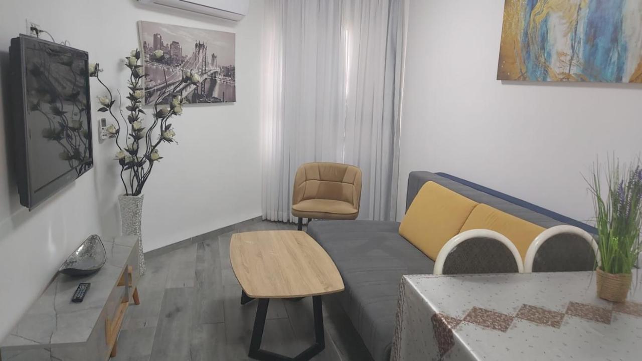 Rina Vacation Apartment Tiberias Exteriör bild